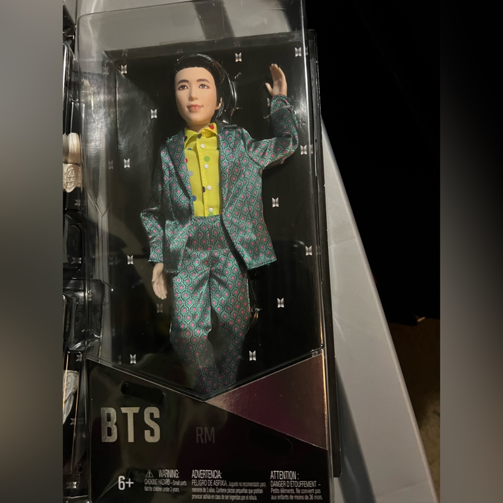 BTS dolls
